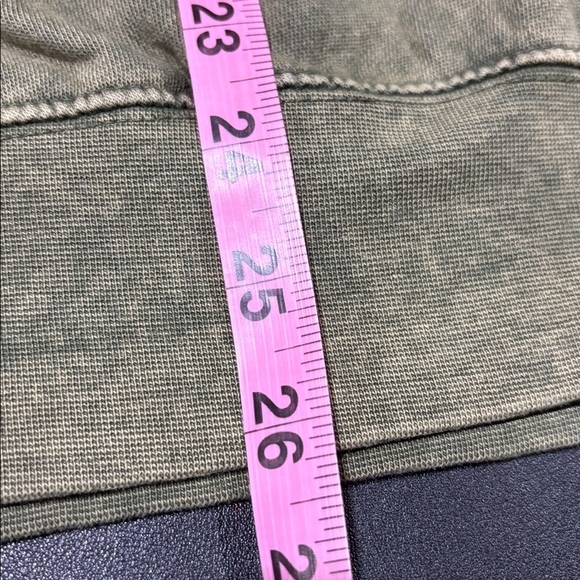 U.S. Vintage Fleece lined pullover sweatshirt, skull & raised roses,washed olive - Picture 7 of 9